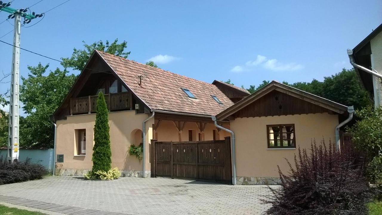Villa Giulia Vendeghaz Verpelet Экстерьер фото